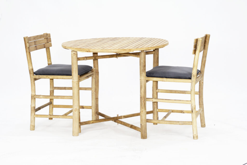 April table & Cottage Chairs